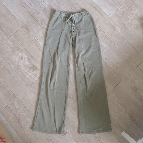 Forever 21 Pants - F21 Olive Wide Leg Lace Up Pants 🌵